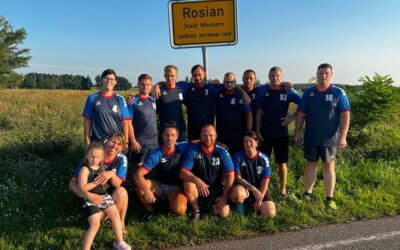 Rosian in neuen Trikots